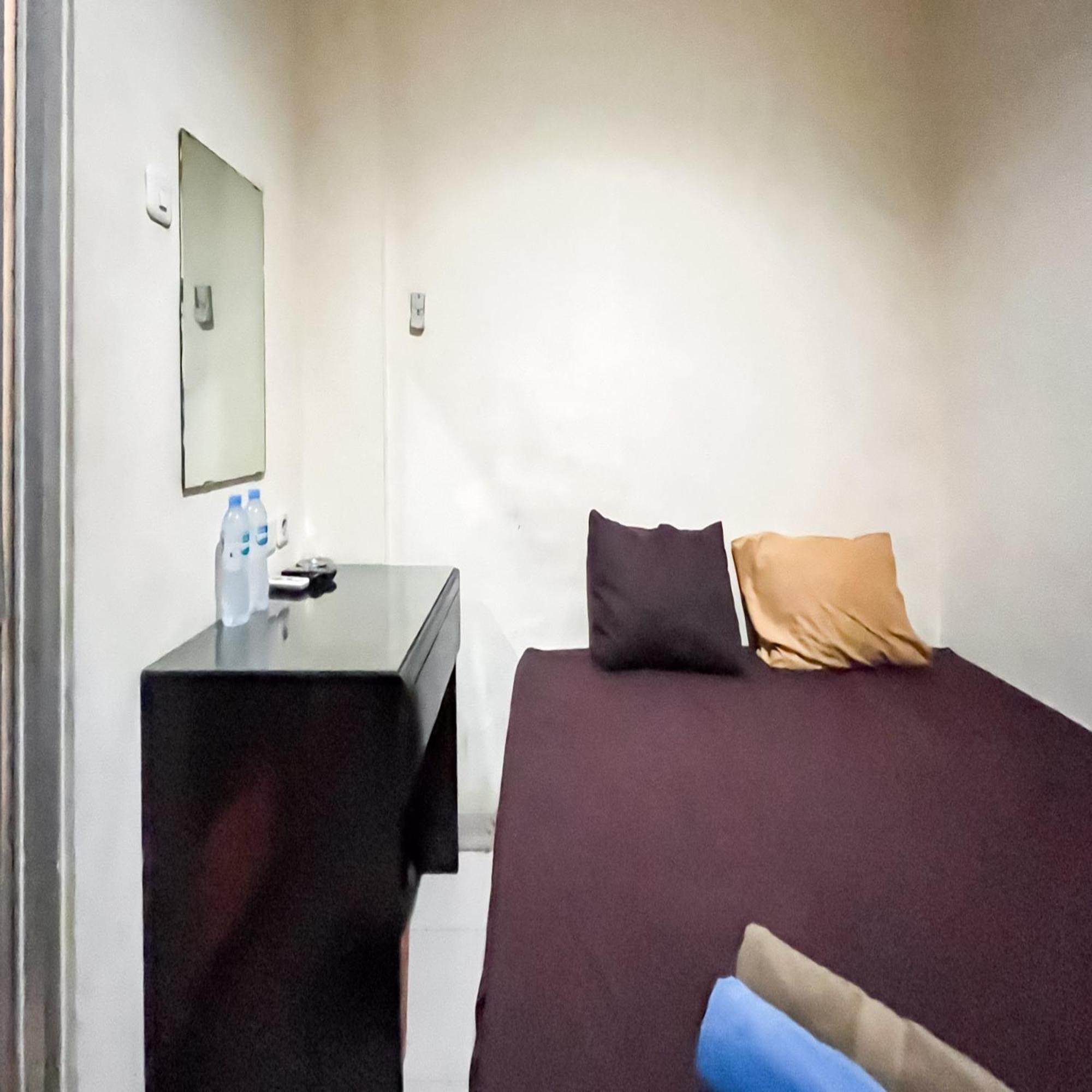 Arcadia Rooms Redpartner Jakarta Ngoại thất bức ảnh