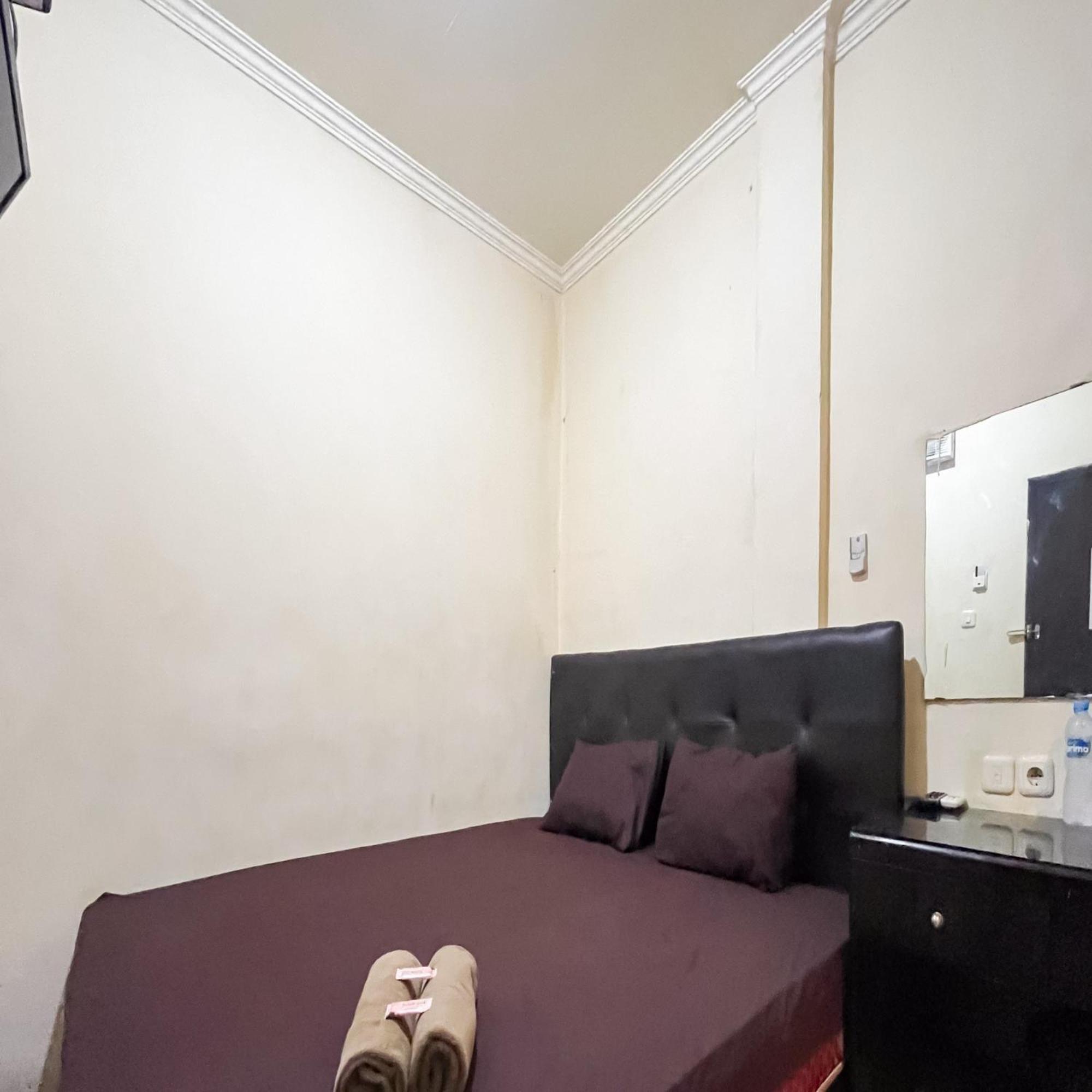 Arcadia Rooms Redpartner Jakarta Ngoại thất bức ảnh